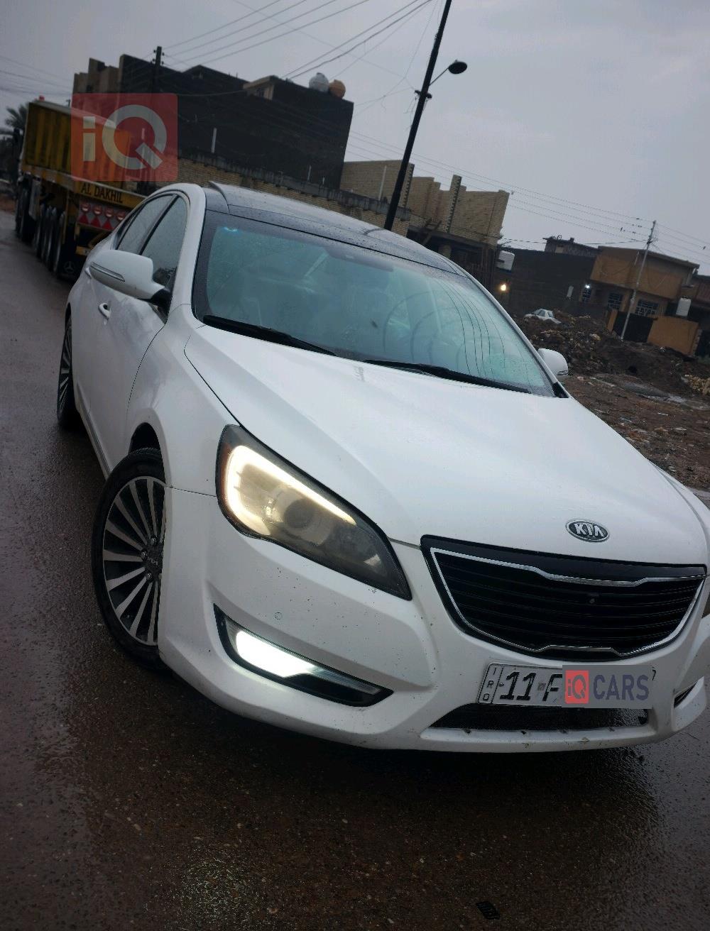 كيا كادينزا